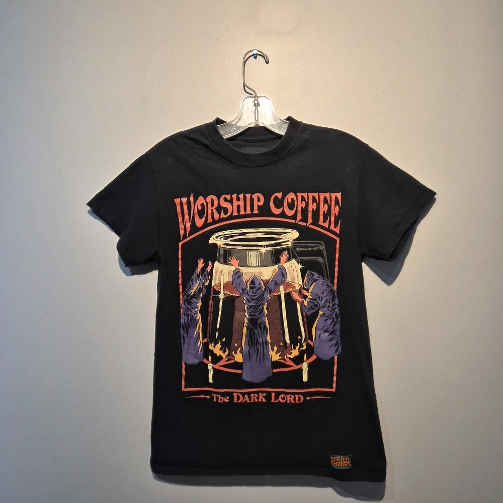 Steven Rhodes Worship Coffee Graphic T-Shirt | Size Small